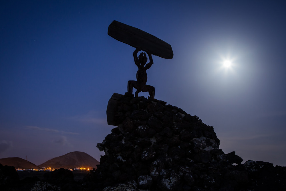 Things to do in Lanzarote for Seniors. Visit the Timanfaya National Park