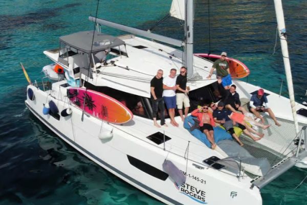From Palma: Luxury Catamaran Group Tour with Tapas & Drinks