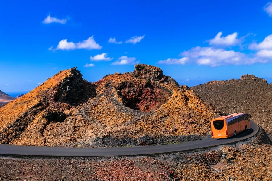 volcano bus tour lanzarote