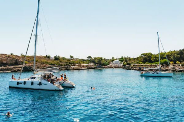 Rhodes: All-Inclusive Catamaran Cruise with Lunch and Drinks