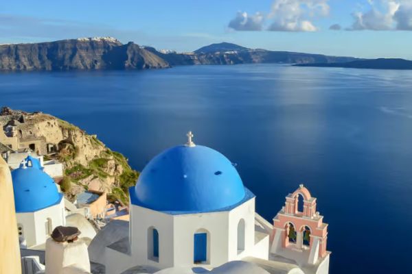 Santorini: Traditional Sightseeing Bus Tour with Oia Sunset