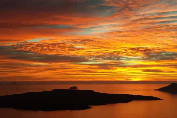 Santorini Boat Trips
