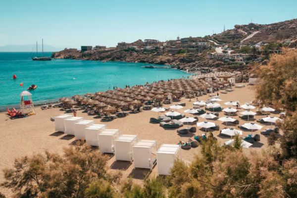 Mykonos: Super Paradise Beach with Sunbed at Thalas Mykonos