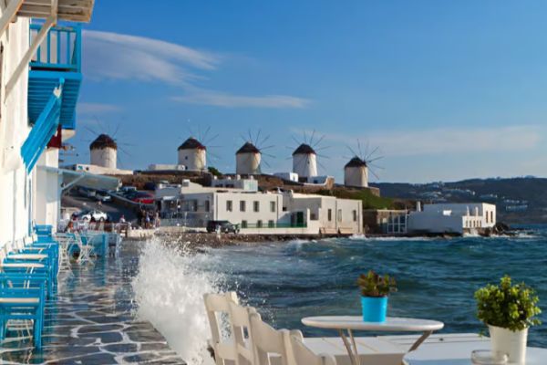 Mykonos: Highlights Tour with Panagia Tourliani Monastery