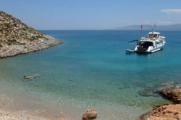Kos: Try Scuba Diving with a diving boat