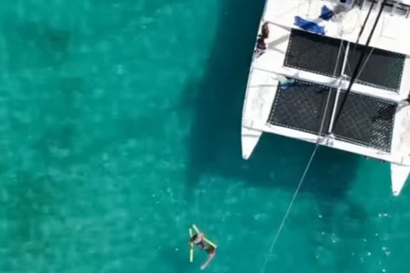 Barbados: Catamaran Tour with Snorkeling and Lunch