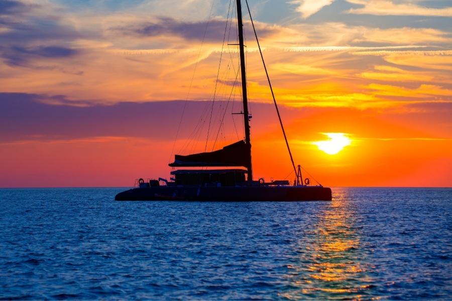 boat-lanzarote-excursions-to-watch-out-for
