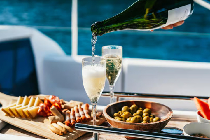 5ab4c04d3339125cf82fee78416c58511d90fa8f5b77ecec5efc1f0f7c03c641