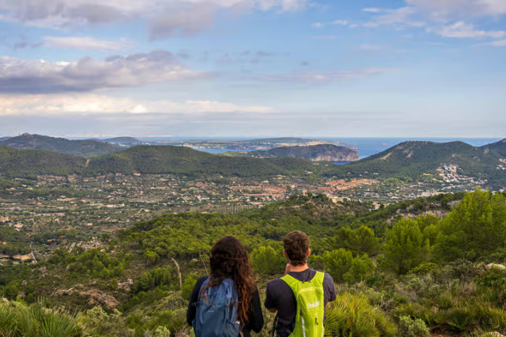 548acfbc7db193282d9e9fa48fa981b34bb7b14aebd84dd4763e41651a1b9130