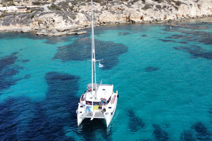 e436abeeae18ffead9d13c30b0b25ac399e9556db2d3db46bf8d43b2cdcfb719