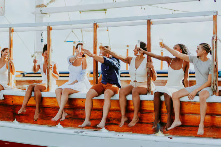 ef37c3c1e584741eb886066fae0f533c5330473aeeb769d90af1c96822051d83