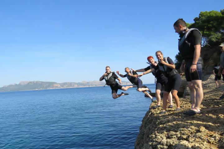 46f90de9718c8822257e2dd1f39a51062b7c56f0a964445c320328565ed6f97d