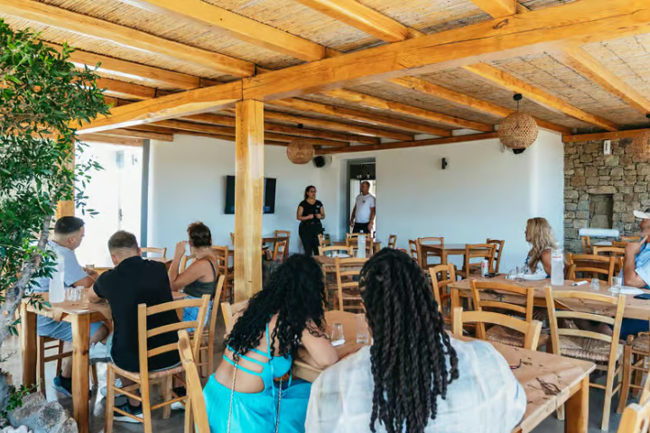 8e95a0018d3b6a9399a8500d53618492e3e39a0f53d2987fd64b6cb846a1d80c